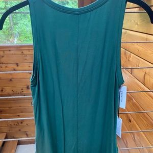 Aritzia Babaton Zayn Tank